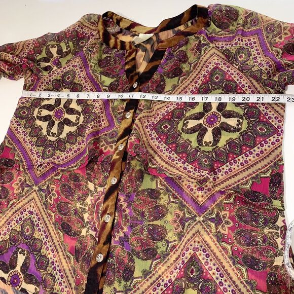 Fig and Flowers Womens Size 1X 3/4 Sleeve Sheer Overlay  Button Front Top - Picture 9 of 10